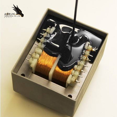 Menuangkan Enkapsulasi Komponen Elektronik Lem Pot Epoxy AB